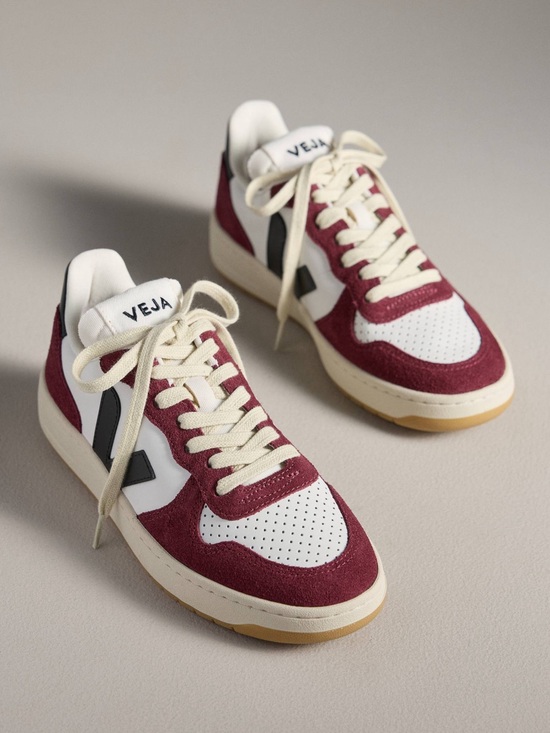 Veja Shoes - Veja V-10 Sneakers